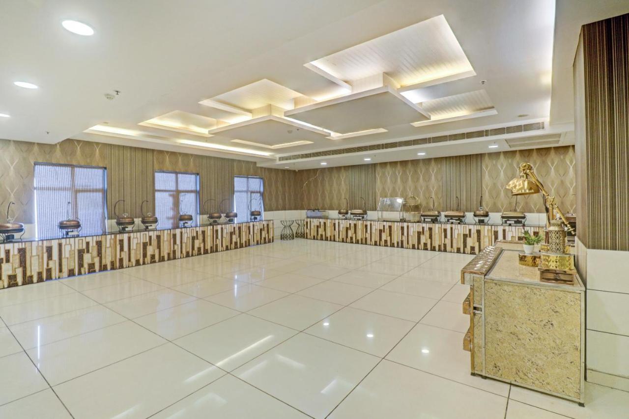 מלון דלהי Oyo Townhouse 484 Sanskriti מראה חיצוני תמונה